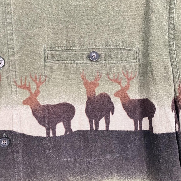 Woolrich Shirt Mens XL Green Deer Print Flannel Button Front Outdoor Hunting - Picture 3 of 12
